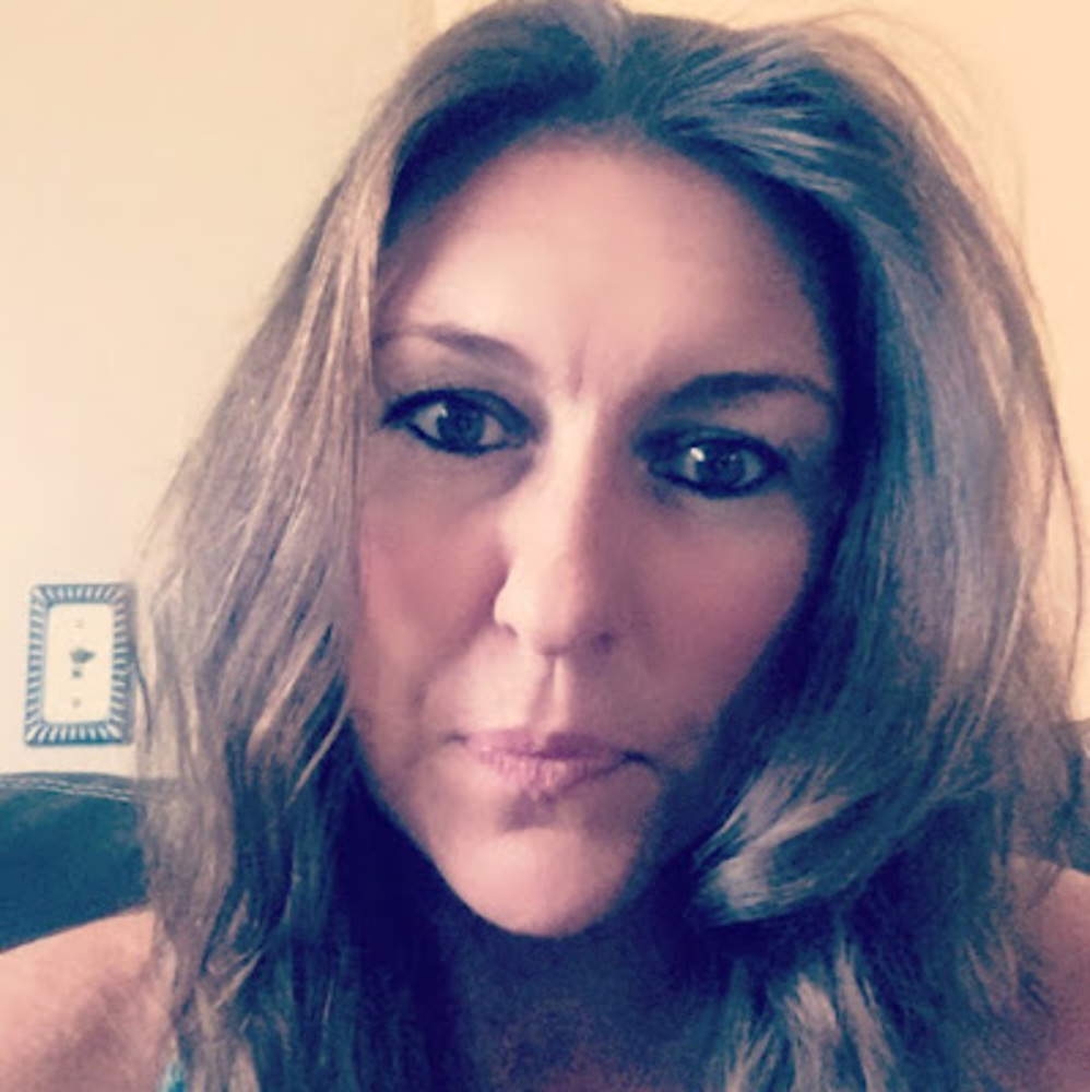 Meet your Posher, April